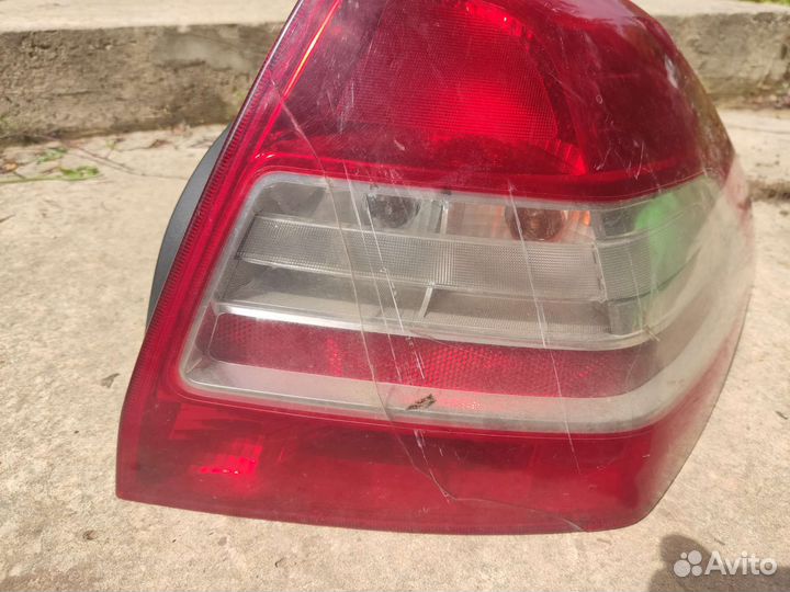 Стоп сигнал правый рено меган
