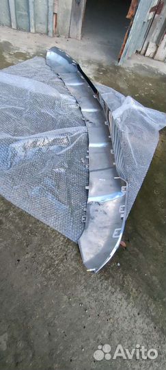 Накладка переднего бампера Mercedes GL x166