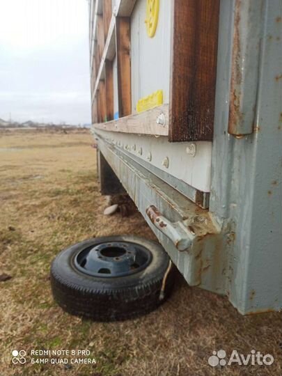 Пчелы, пчелопавильон, пасека