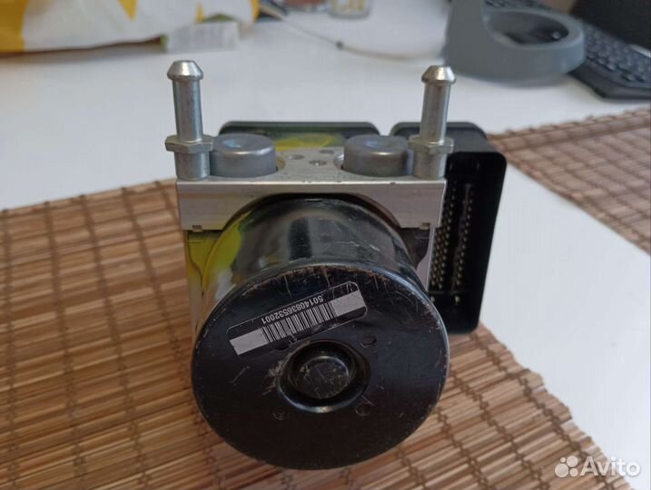 Блок ABS (насос) Mutsubishi ASX 2010