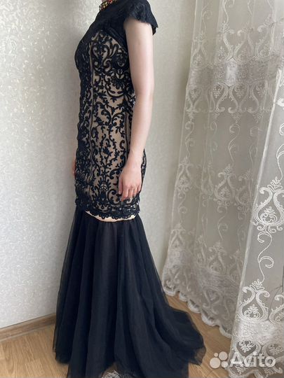 Вечернее платье