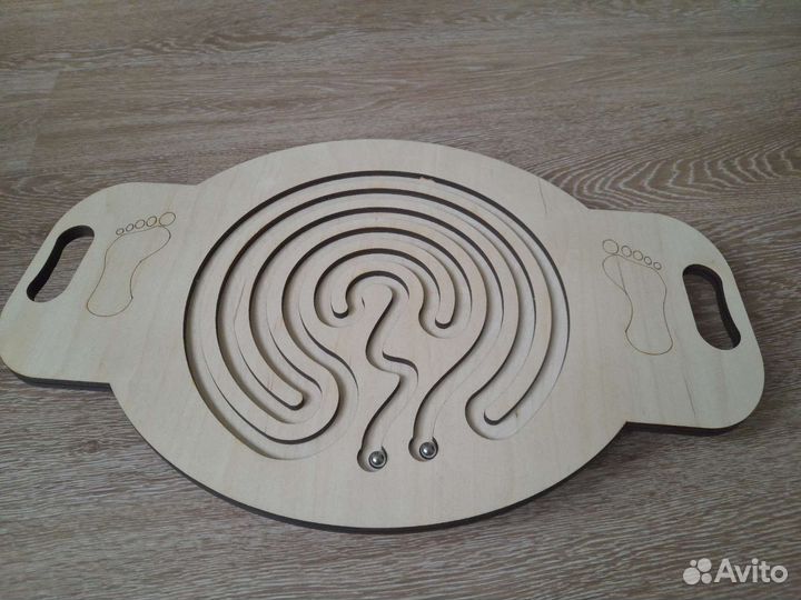 Доска балансировочная с лабиринтом
