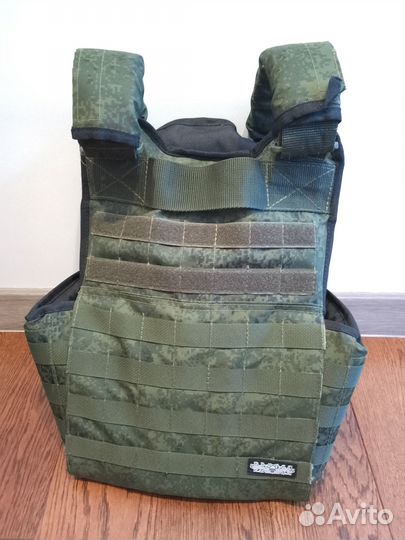 Бронежилет и Шлем защитный