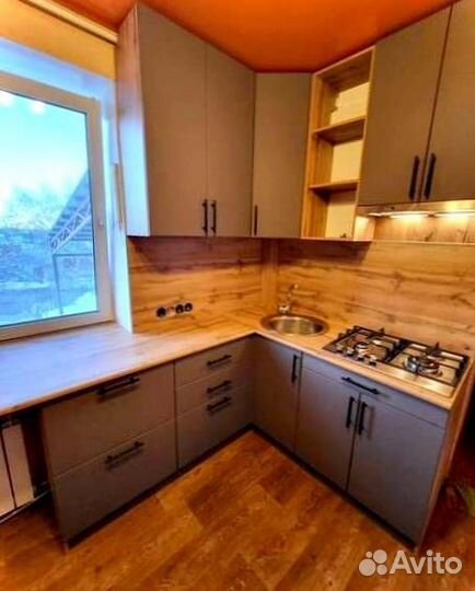 Кухонные гарнитуры