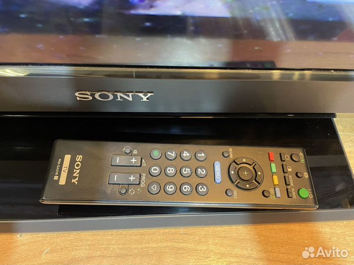 Телевизор Sony bravia KLV 32 S 550 A