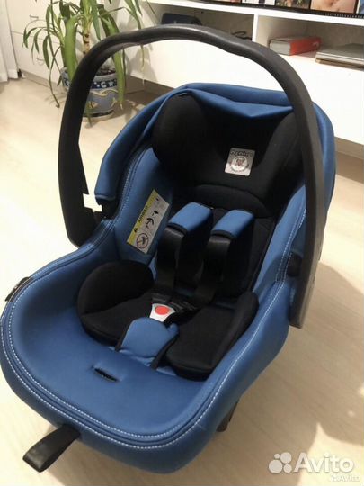 Автолюлька peg perego с базой 0+