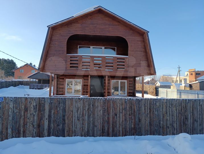 Дом 114 м² на участке 13,8 сот.