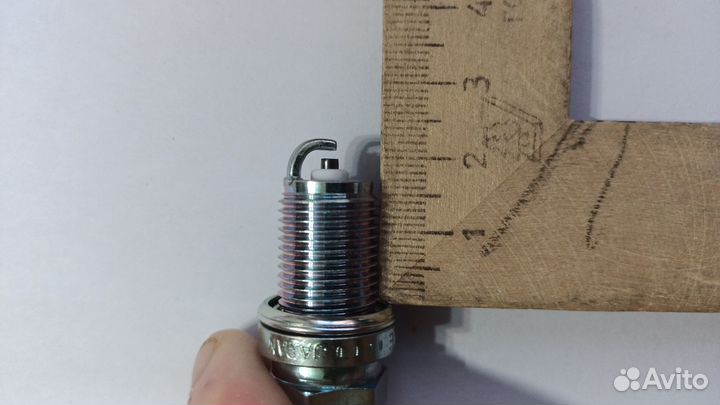 Свечи зажигания 22401-50Y04 (NGK BKR4E-11)