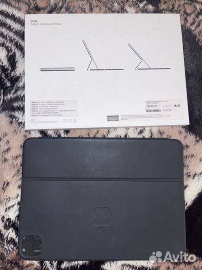 Клавиатура для iPad Smart Keyboard Folio