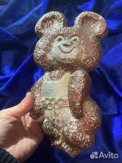 Мишка олимпийский-сувенир эпохи СССР