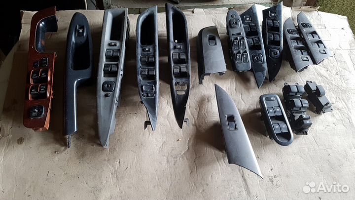 Блоки управления стеклоподъемника в ассортименте