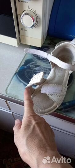 Босоножки для девочки 34