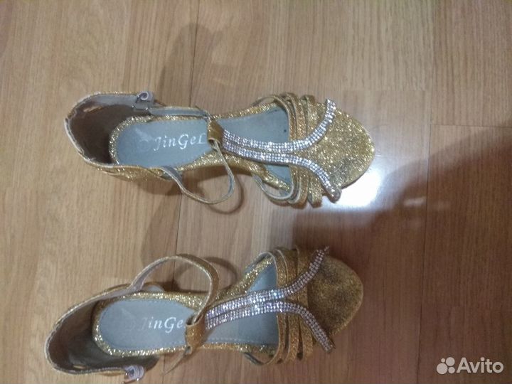 Туфли для девочки