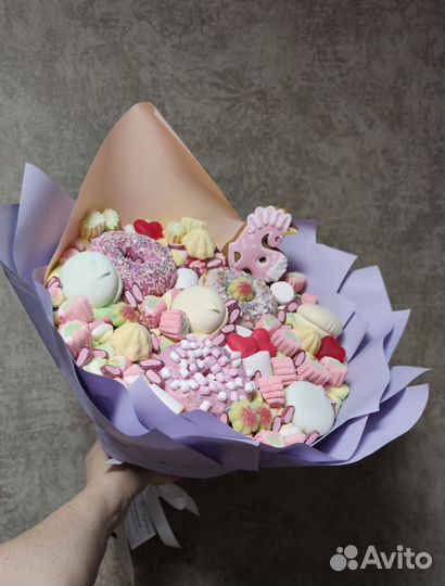 Сладкий букет, детский букет; букет из пончиков