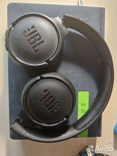 Беспроводные наушники jbl