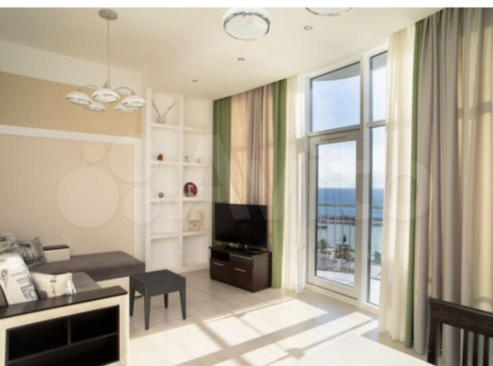 2-к. квартира, 58 м², 10/18 эт.