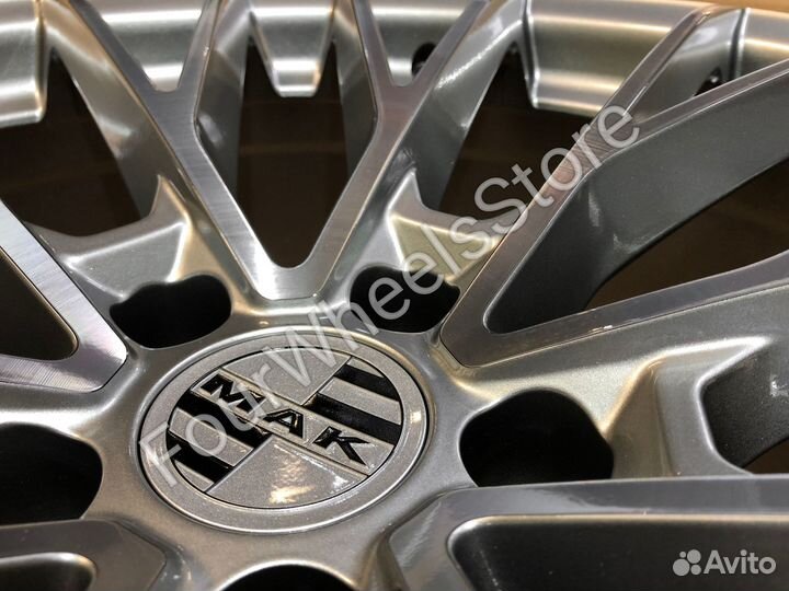 Диски на Audi A8 R21