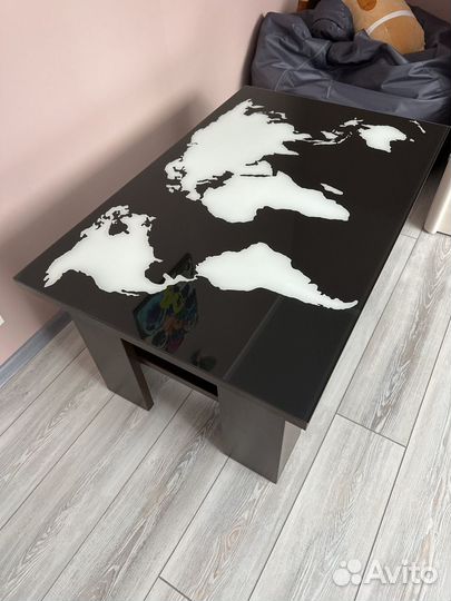 Журнальный столик