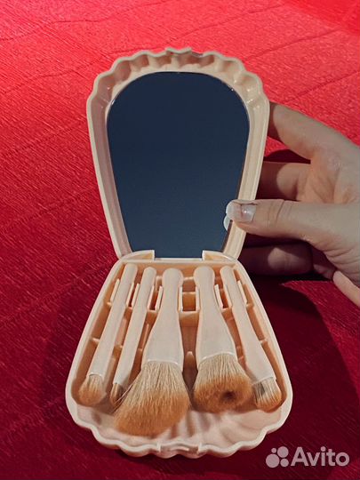 Набор кистей для макияжа