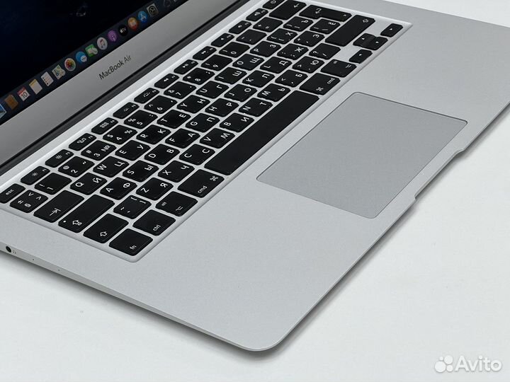 MacBook Air Core i5 8G озу SSD MacOS+Windows