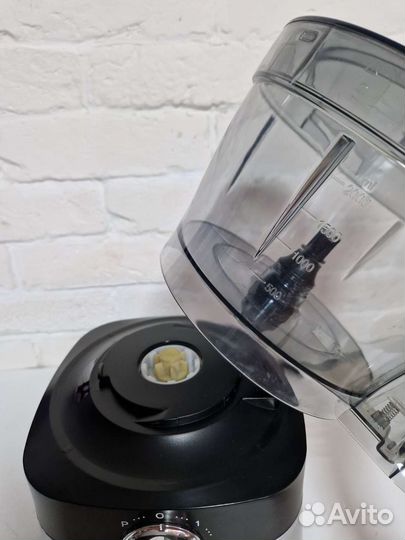 Кухонный комбайн Redmond RFP-3904