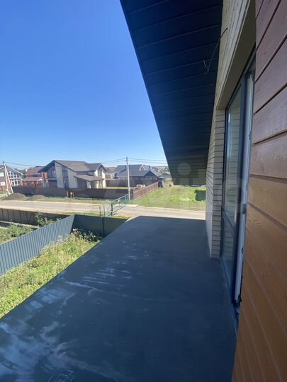 Коттедж 174 м² на участке 7 сот.