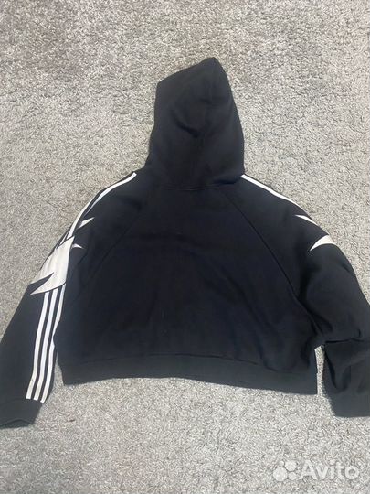 Худи adidas fakten