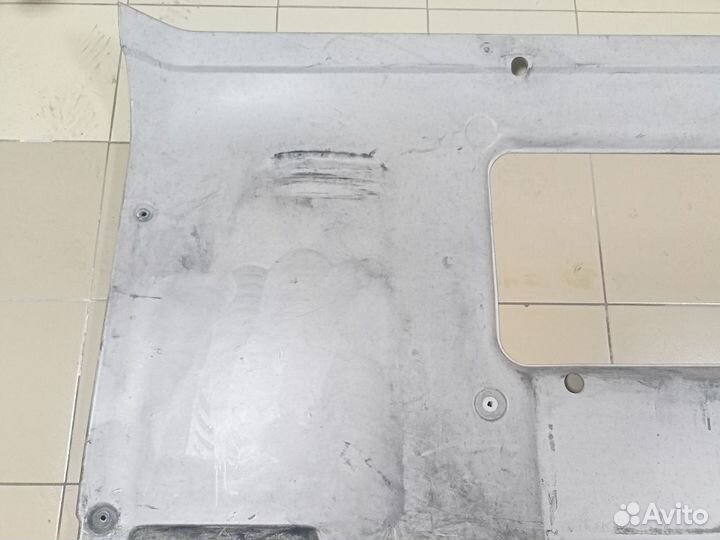 Scania Обшивка задней стенки кабины