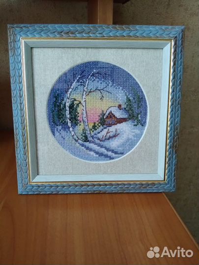 Картина вышитая крестом ручная работа
