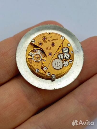 Часы СССР луч механизм 2209 с красной стрелкой