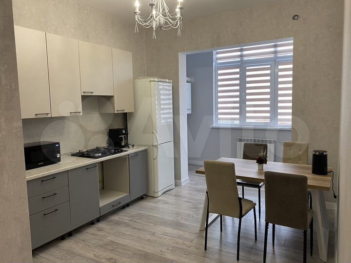 2-к. квартира, 72 м², 5/10 эт.