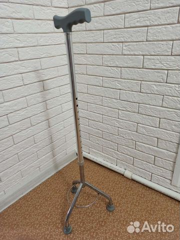 Костыль трёхногий