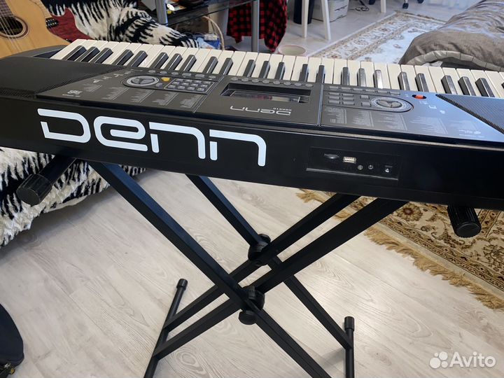 Синтезатор denn dek610