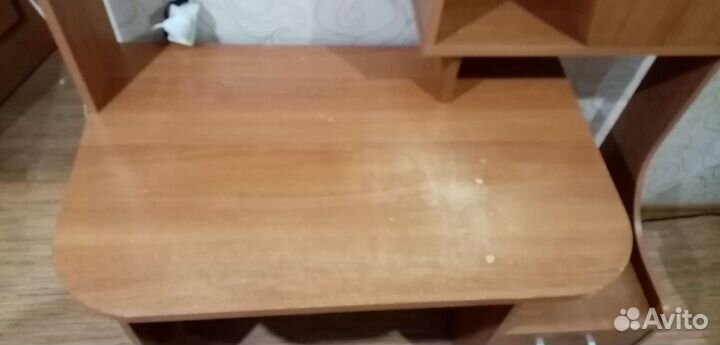 Компьютерный стол