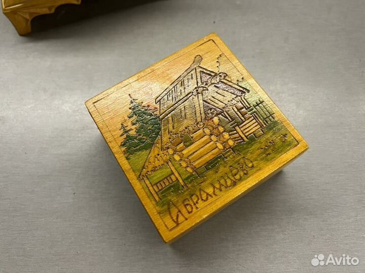 Шкатулка деревянная ручной работы