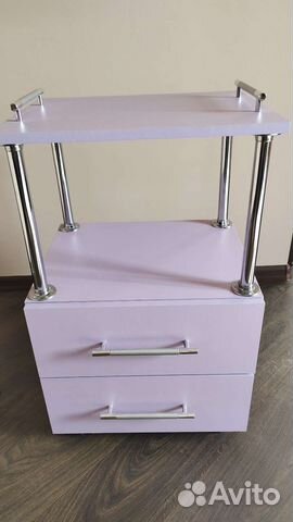 Этажерка,тумба для мастеров красоты