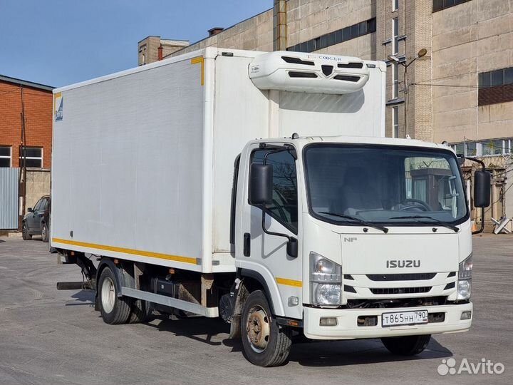 Isuzu NPR, 2021