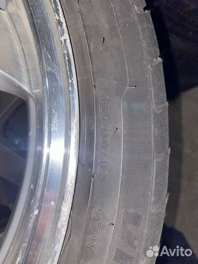 Ovation VI-388 245/40 R18