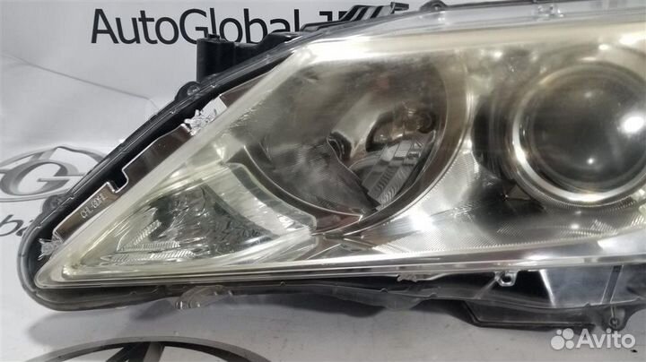 Фара левая Toyota Camry