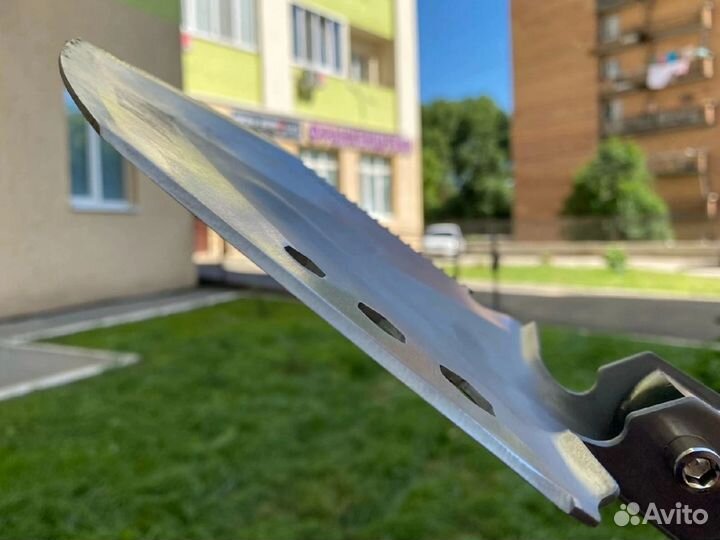 Лопата саперская Тактическая штыковая +нож +огниво