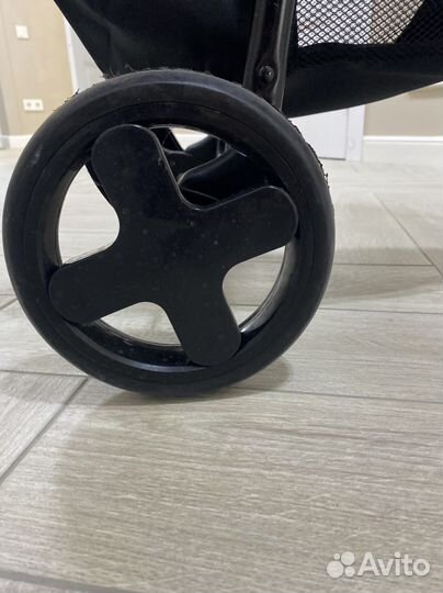 Прогулочная коляска rich family