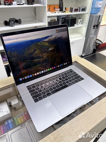 Apple MacBook Pro 15 (2019) 16/512 GB