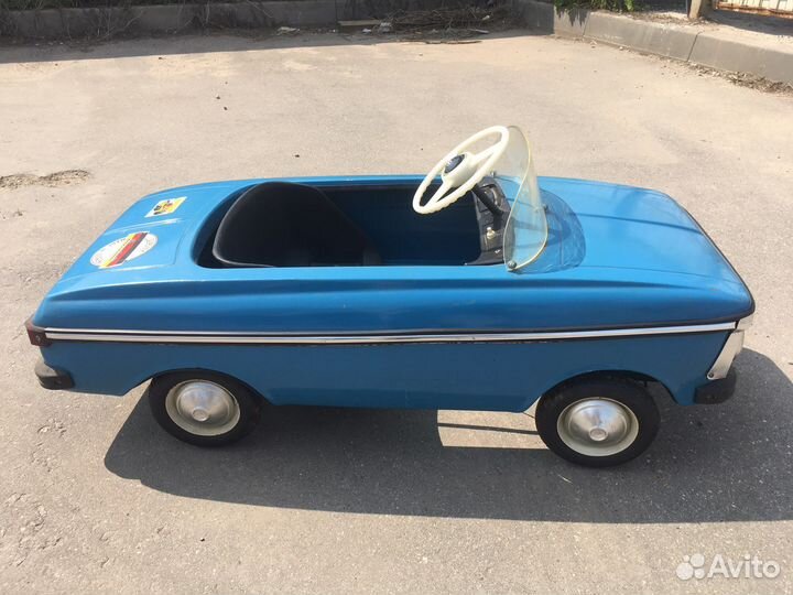 Педальный москвич СССР в родной заводской краске
