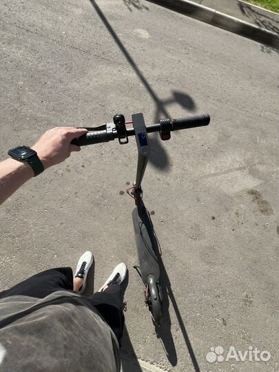 Электрический самокат Xiaomi M365 Pro