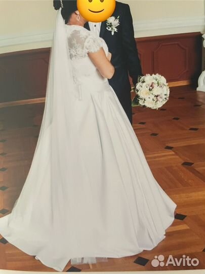 Свадебное платье 44 46 бу