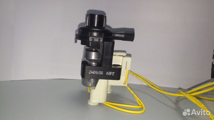 Дренажная помпа Fujikoki для кондиционеров штатная