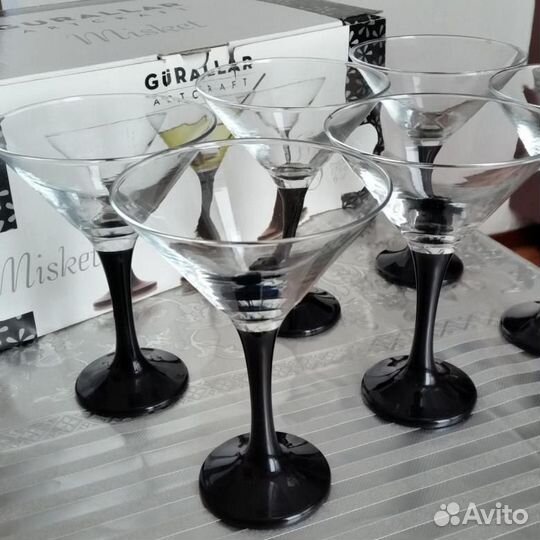 Фужеры для мартини и коктейлей