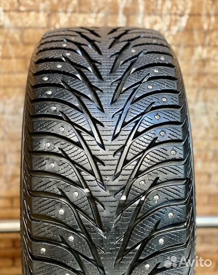Yokohama Ice Guard IG35 245/40 R18