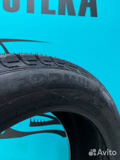 Pirelli Formula Ice FR 215/50 R17 95T