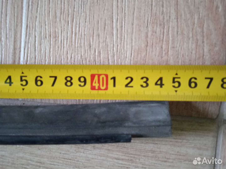 Уплотнитель стекла ваз 2111. 66см ширина